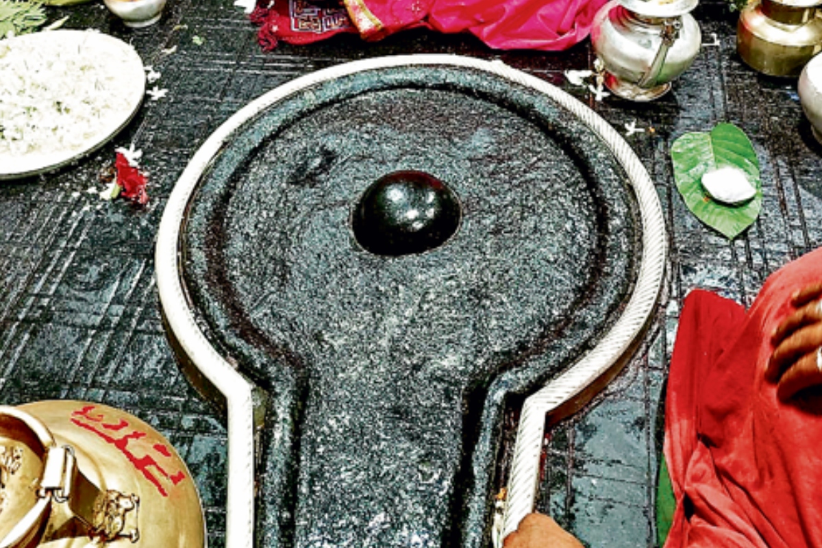 Deoghar — Baba Baidhyanath Jyotirlinga temple